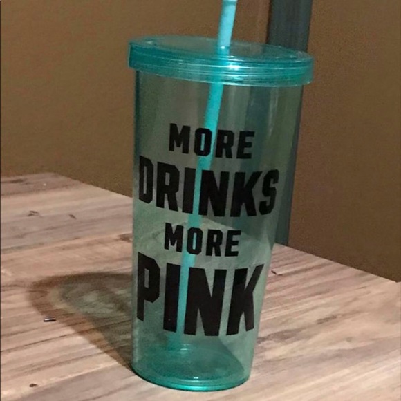 Victoria’s Secret PINK cup with lid and straw - Picture 2 of 2